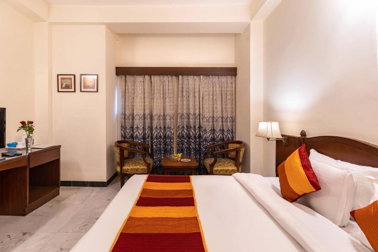 Sarovar - Lake Facing Boutique Hotel On Lake Pichola Udaipur Exteriör bild