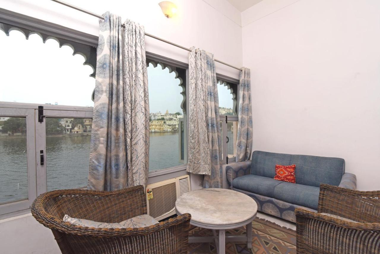 Sarovar - Lake Facing Boutique Hotel On Lake Pichola Udaipur Exteriör bild