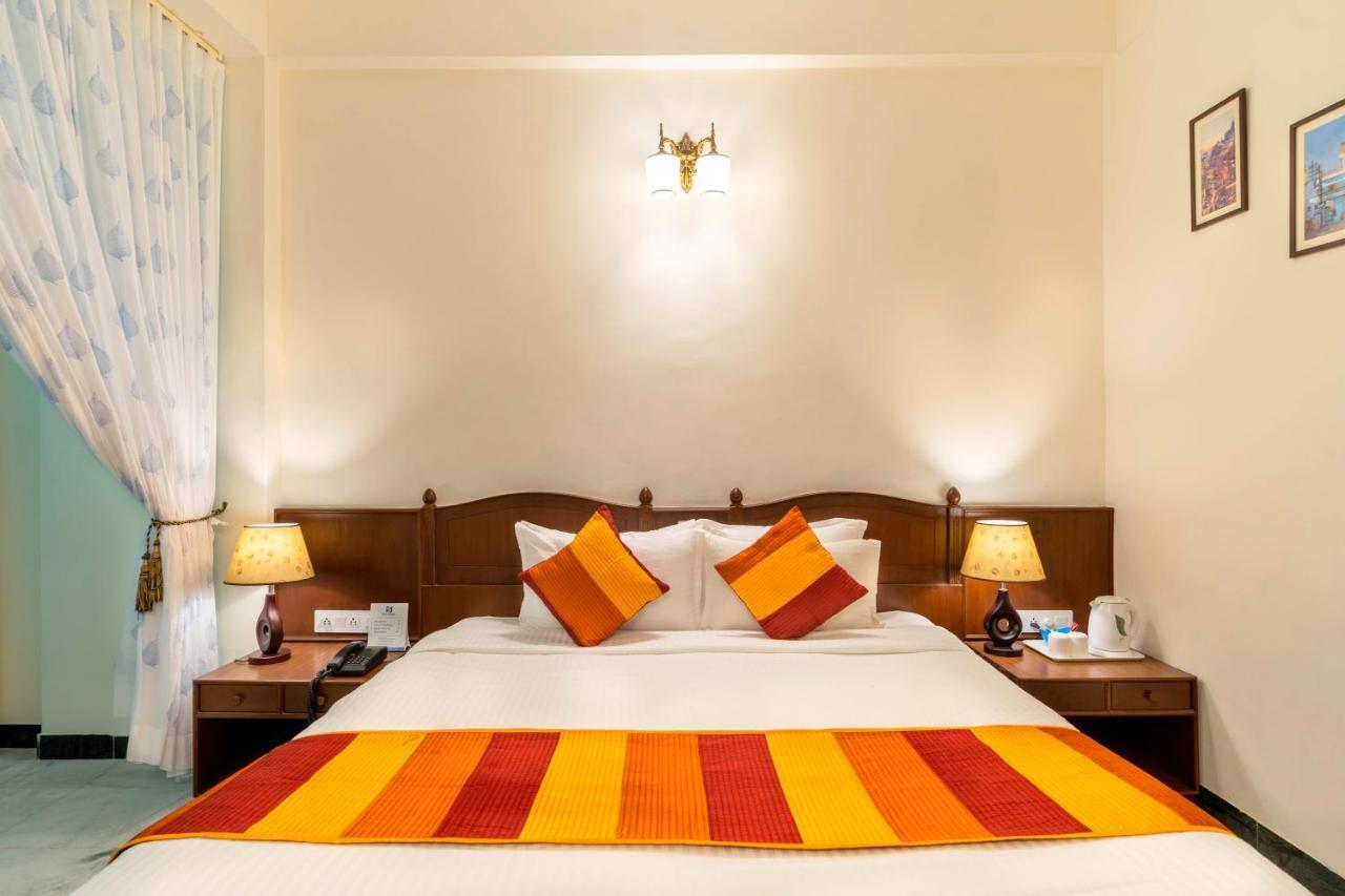 Sarovar - Lake Facing Boutique Hotel On Lake Pichola Udaipur Exteriör bild